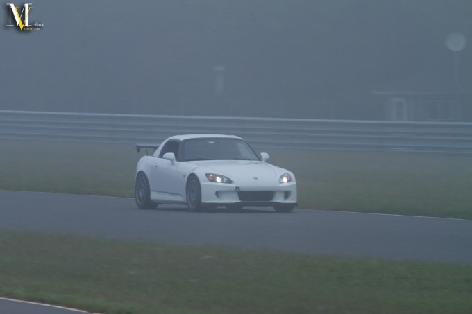 whites2_fog