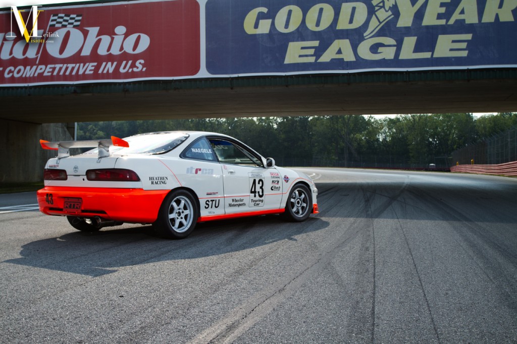 rear_threequarter_wide_track