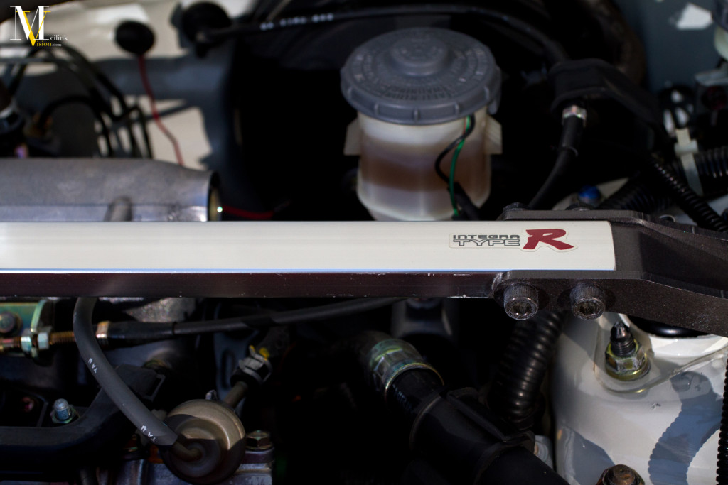 front_strut_bar