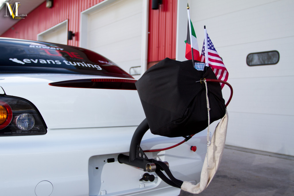 s2000_parachute